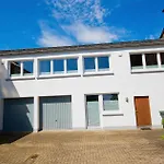 Cinema Lägenhet Eltzerhoefe