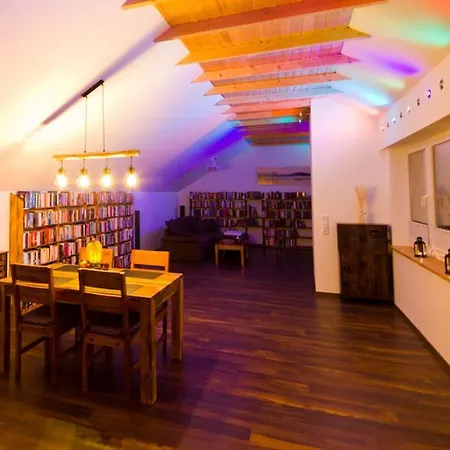 Apartment Cinema Eltzerhoefe