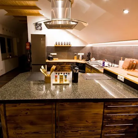 Cinema Apartment Eltzerhoefe