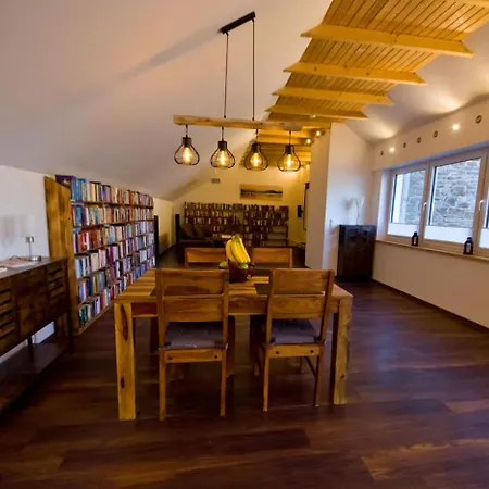 Apartment Cinema Eltzerhoefe