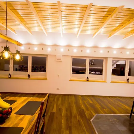 Cinema Appartement Eltzerhoefe