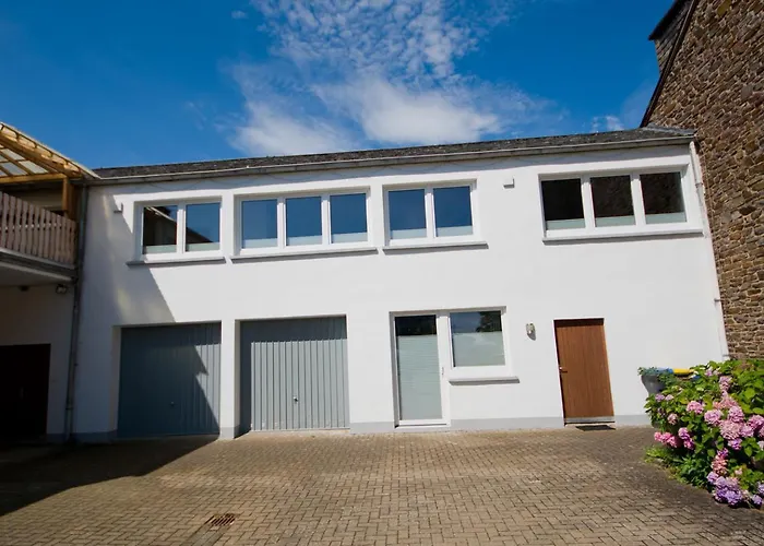 Cinema Appartement Eltzerhoefe